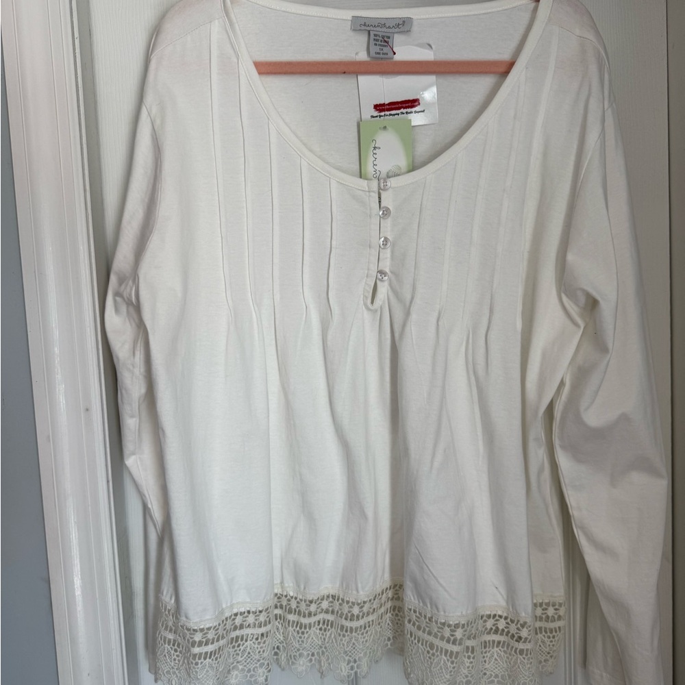 KEREN hart Women's Cream Lace Trim Top
